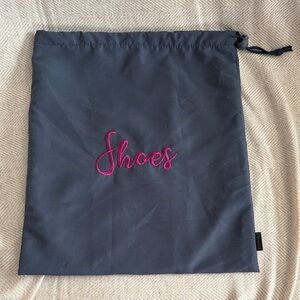 Chic Gray Shoe Bag with Pink Script